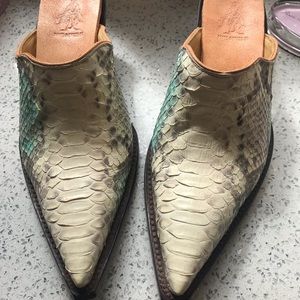 Old gringo mules clogs